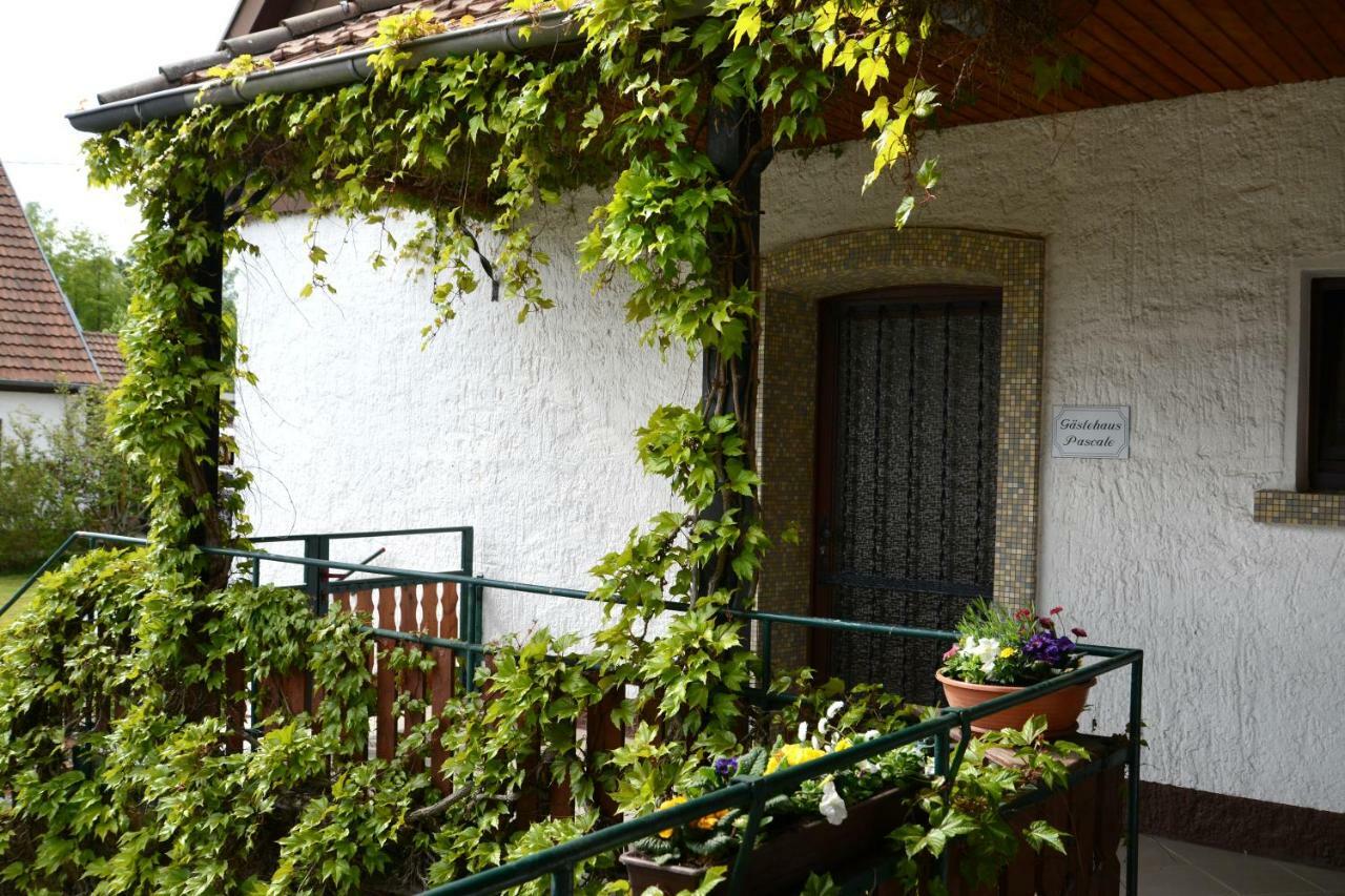 Ferienwohnung Pascale Mettlach Exterior foto